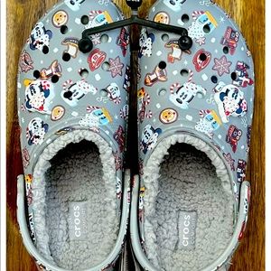 NEW Disney Parks Holiday Fleece CROCS Unisex Women 6, 7, 10, 11